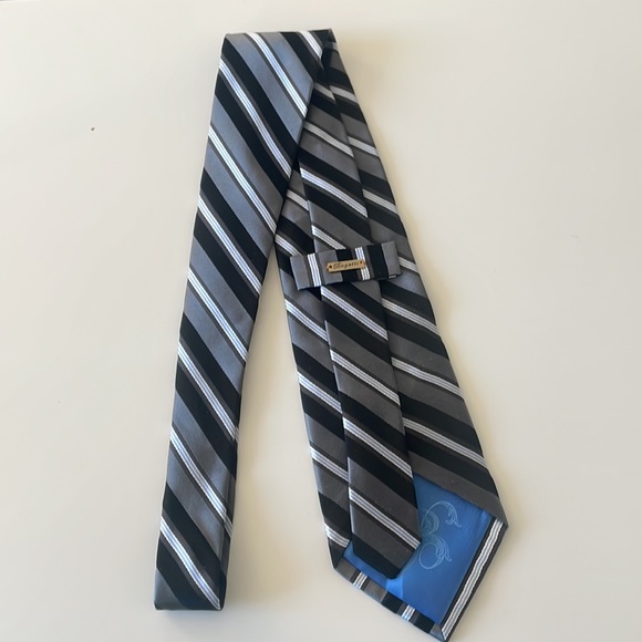 Bugatti Black Grey and White Striped Men’s Formal Silk Tie - Picture 7 of 8